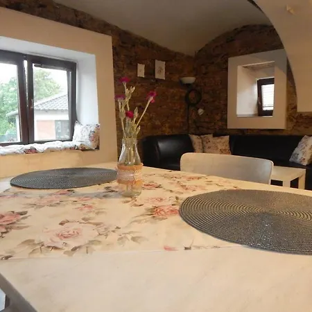Chaloupka Ktera Ma Smrnc Vakantiehuis Čáslav