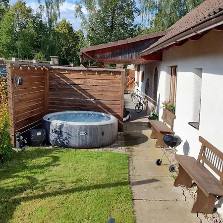 Chaloupka Ktera Ma Smrnc * Čáslav