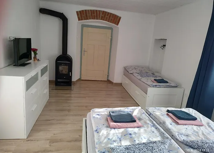 Chaloupka Ktera Ma Smrnc Feriehus Čáslav